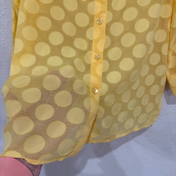 Alfred Dunner Blouse Sheer Circles 3/4 Sleeve Butter Yellow Women’s Size 12P - Picture 3 of 11